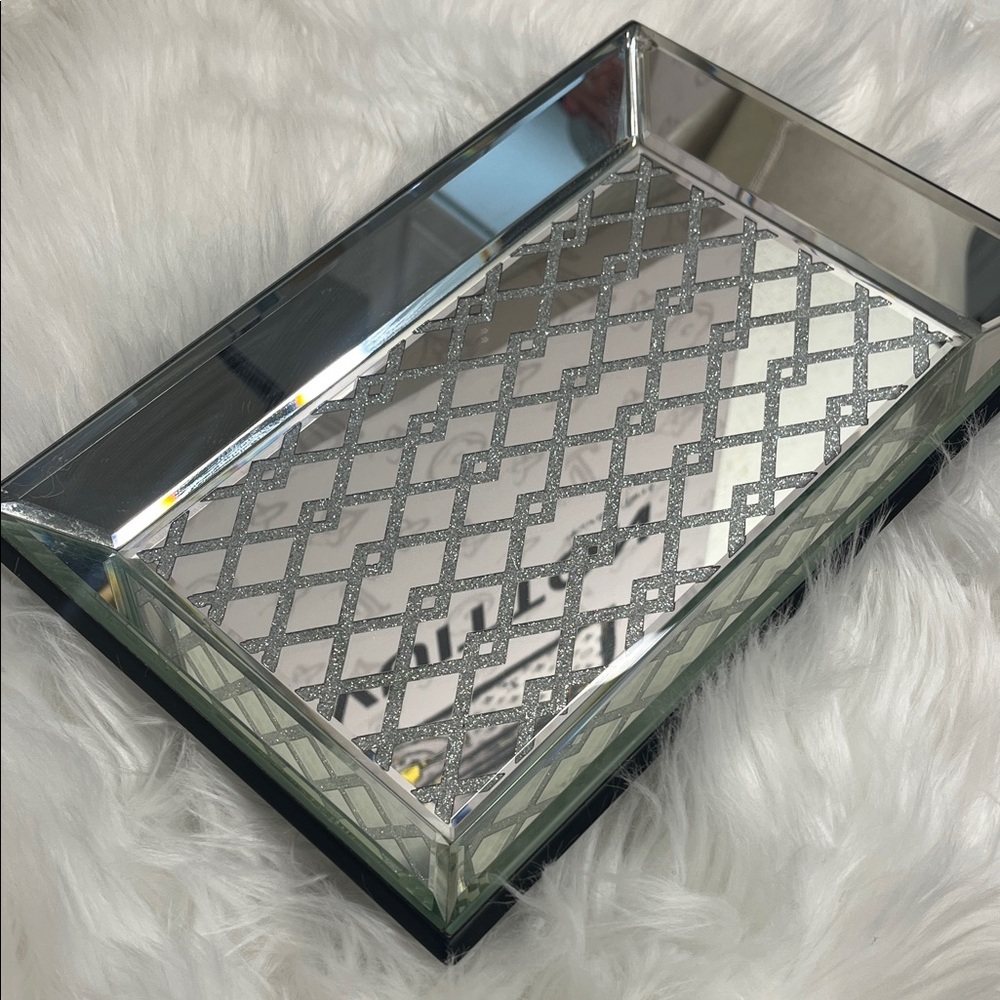 Chic Silver Vanity Tray - Picture 8 of 8